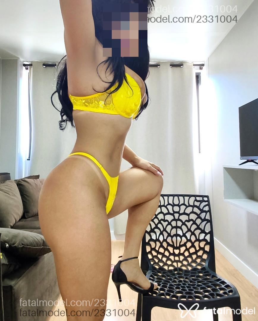 Acompanhante mulher com cabelo castanho de olhos pretos em Chapecó - Bianca Milani