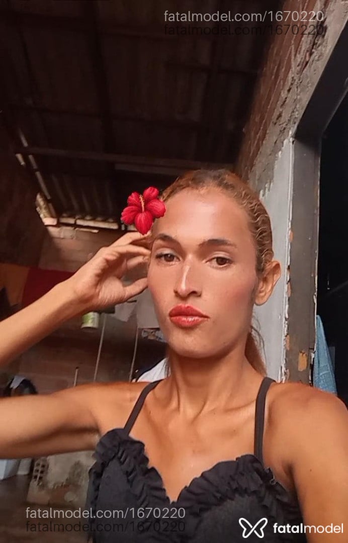 Acompanhante mulher trans morena (o) de olhos pretos em Belém Acompanhante mulher trans morena (o) de olhos pretos em Belém - Danielly Farias