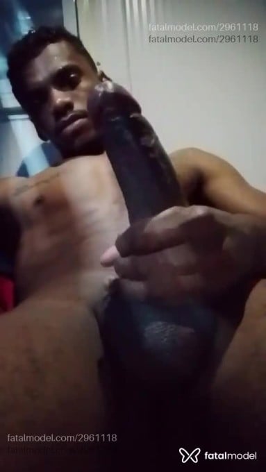 Acompanhante homem com cabelo castanho de olhos castanhos em Juazeiro do Norte Acompanhante homem com cabelo castanho de olhos castanhos em Juazeiro do Norte - Kalebi