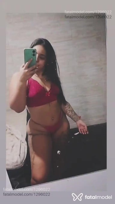 Acompanhante mulher morena (o) de olhos mel em Cachoeiro de Itapemirim Acompanhante mulher morena (o) de olhos mel em Cachoeiro de Itapemirim - Alice Maravilha