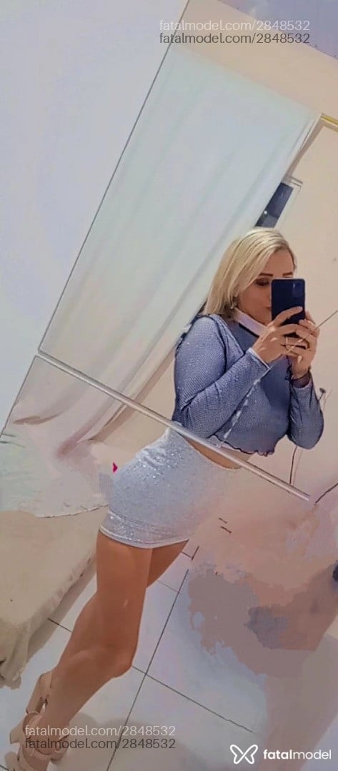 Acompanhante mulher loira (o) de olhos castanhos em Canoas Acompanhante mulher loira (o) de olhos castanhos em Canoas - Paty