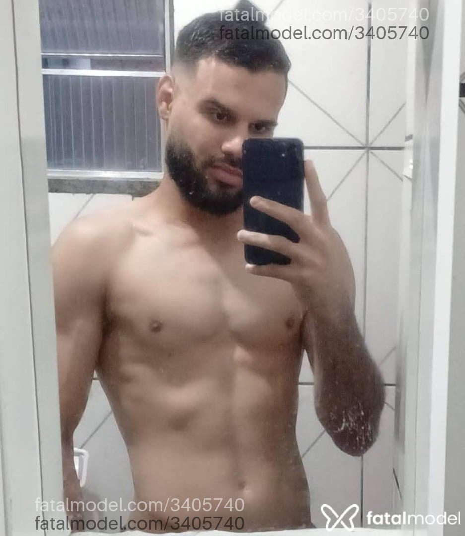 Acompanhante homem com cabelo castanho de olhos castanhos em Rio de Janeiro - Ravii