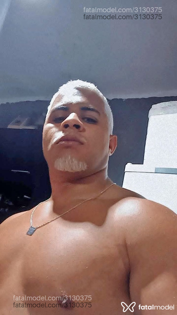 Acompanhante homem morena (o) de olhos castanhos - Leonardo