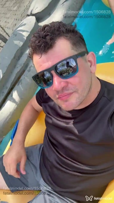 Acompanhante homem com cabelo castanho de olhos verdes em Rolim de Moura - Oliver Storm Ryan