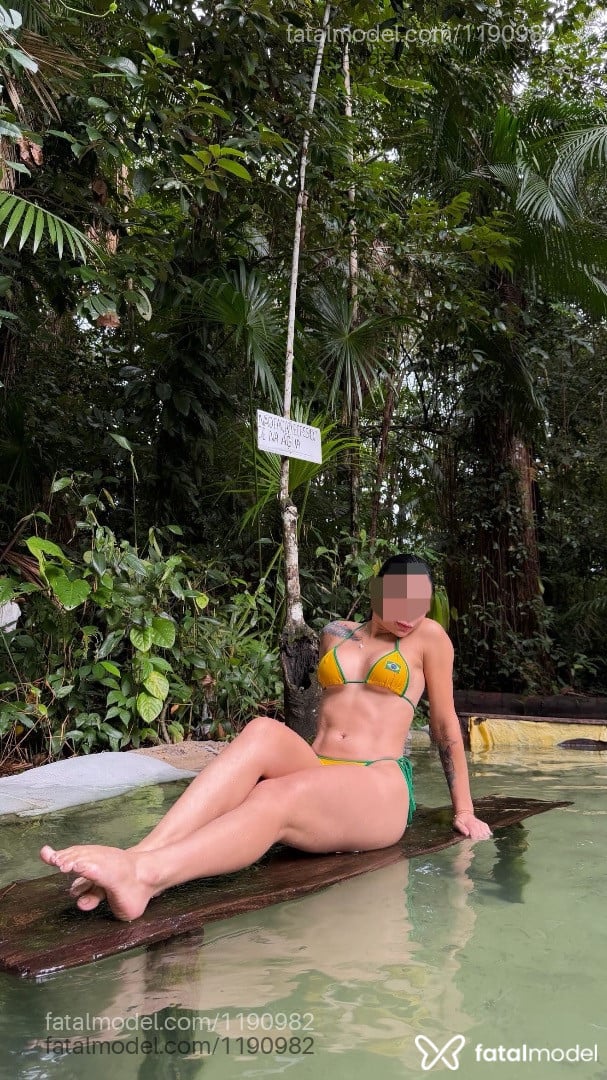 Acompanhante mulher morena (o) de olhos castanhos em Pato Branco - Vanessa