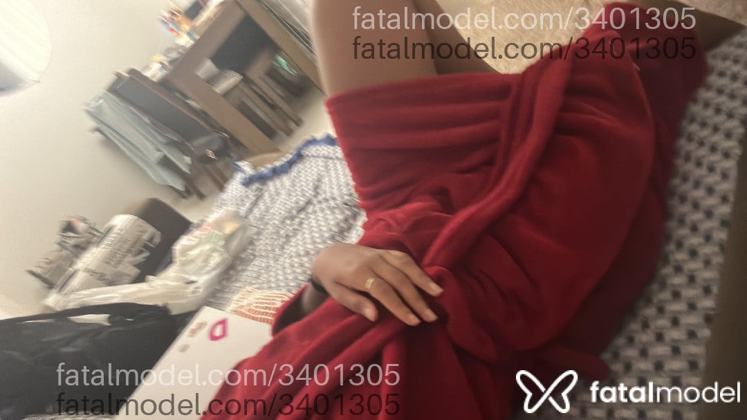Acompanhante mulher morena (o) de olhos castanhos - Gabriella Rouse Acompanhante mulher morena (o) de olhos castanhos - Gabriella Rouse