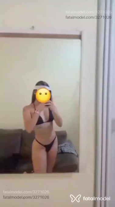 Acompanhante mulher com cabelo castanho de olhos castanhos em Porto Alegre Acompanhante mulher com cabelo castanho de olhos castanhos em Porto Alegre - Juju Mali
