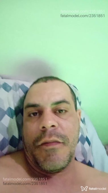 Acompanhante homem morena (o) de olhos castanhos em Caruaru Acompanhante homem morena (o) de olhos castanhos em Caruaru - Lima