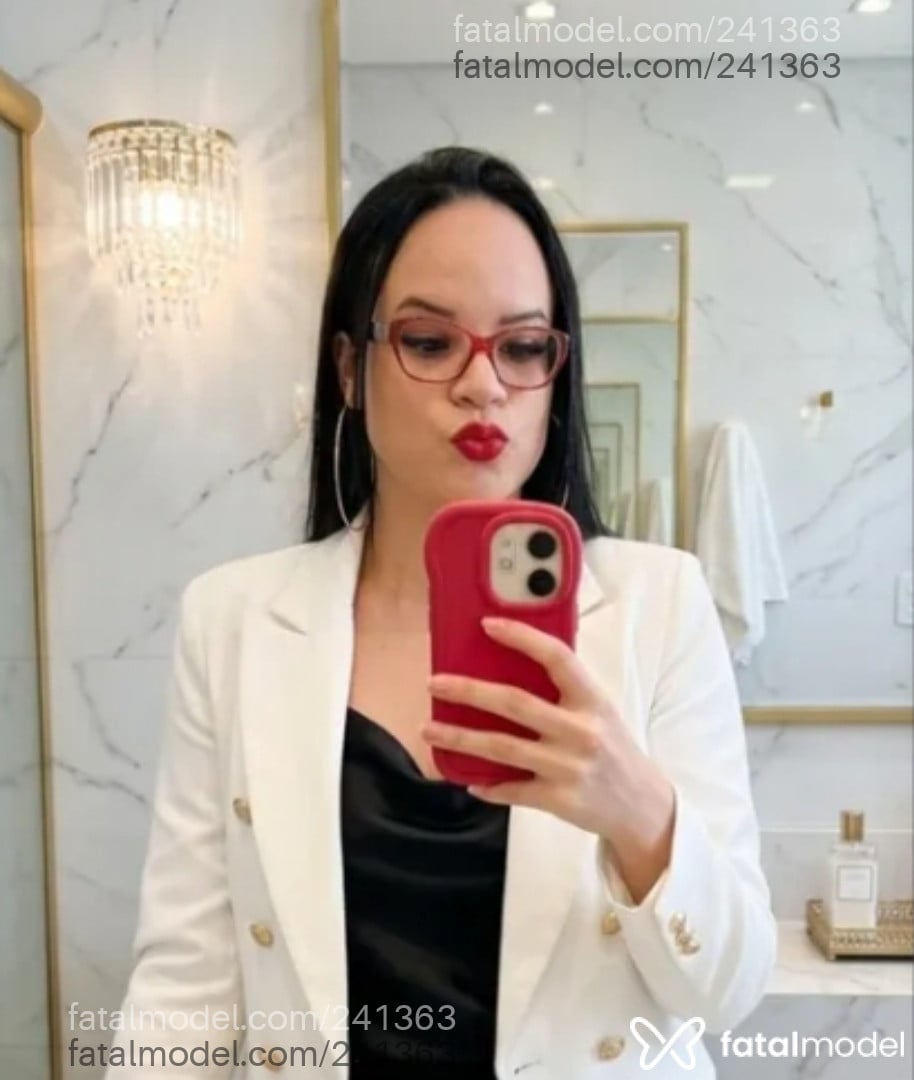 Acompanhante mulher trans morena (o) de olhos pretos em Canela - Suellen Oliveira