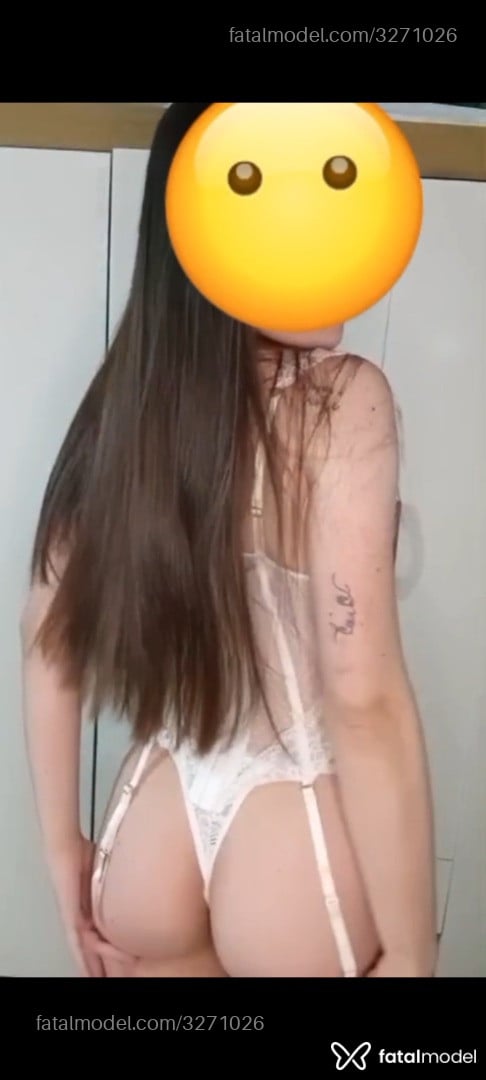 Acompanhante mulher com cabelo castanho de olhos castanhos em Porto Alegre Acompanhante mulher com cabelo castanho de olhos castanhos em Porto Alegre - Juju Mali