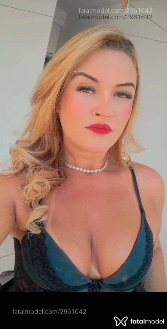 Acompanhante mulher loira (o) de olhos castanhos em Uberaba - Flavia