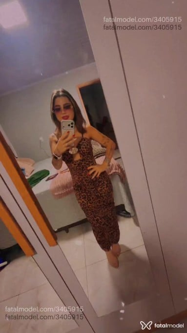 Acompanhante mulher loira (o) de olhos castanhos em Goiânia Acompanhante mulher loira (o) de olhos castanhos em Goiânia - Sara Albuquerque