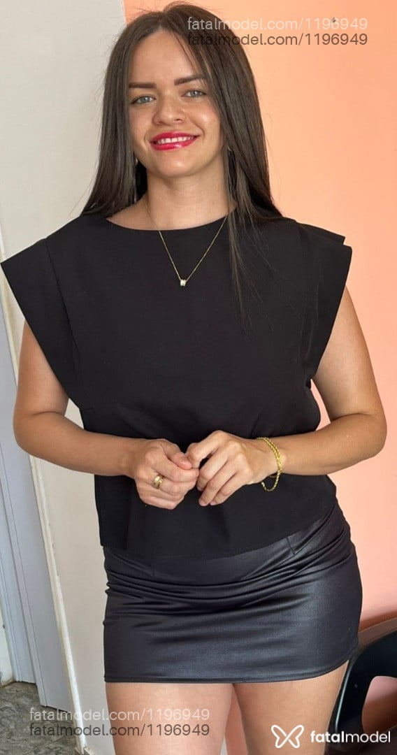 Acompanhante mulher loira (o) de olhos azuis em Virtual - YSA MODELLO