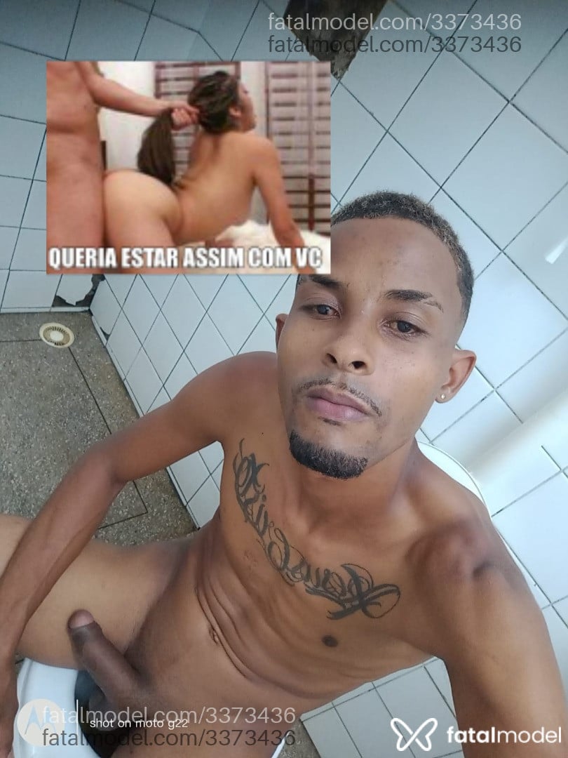 Acompanhante homem com cabelo castanho de olhos castanhos em Recife - Pretinho