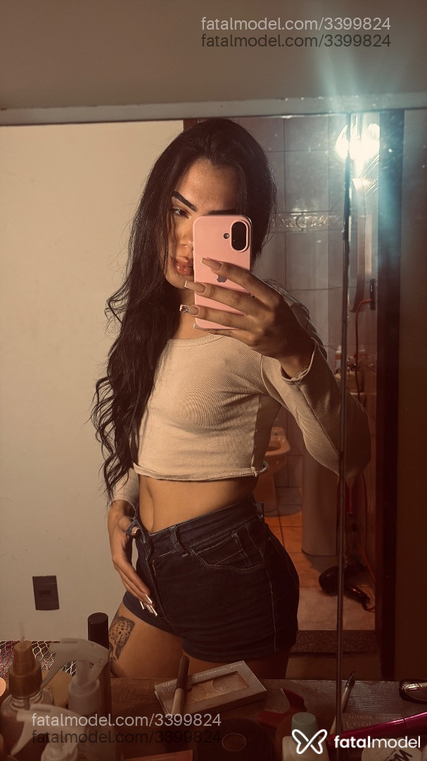 Acompanhante mulher trans morena (o) de olhos castanhos - Bubuzinha Acompanhante mulher trans morena (o) de olhos castanhos - Bubuzinha