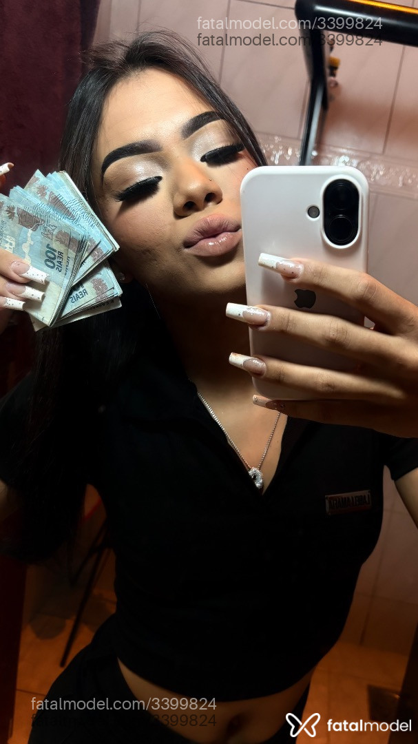 Acompanhante mulher trans morena (o) de olhos castanhos - Bubuzinha Acompanhante mulher trans morena (o) de olhos castanhos - Bubuzinha