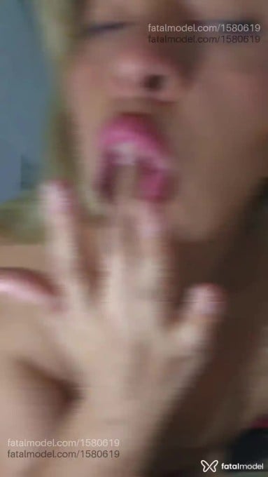 Acompanhante mulher trans loira (o) de olhos castanhos em Maringá Acompanhante mulher trans loira (o) de olhos castanhos em Maringá - Faby Muniz