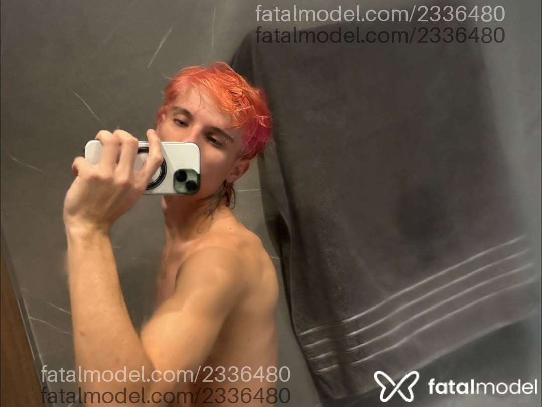 Acompanhante homem com cabelo castanho de olhos mel em São Paulo - Andrew Vinicius