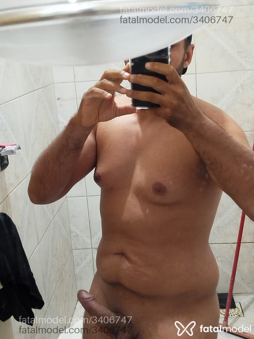 Acompanhante homem morena (o) de olhos castanhos em Juazeiro do Norte Acompanhante homem morena (o) de olhos castanhos em Juazeiro do Norte - Benício