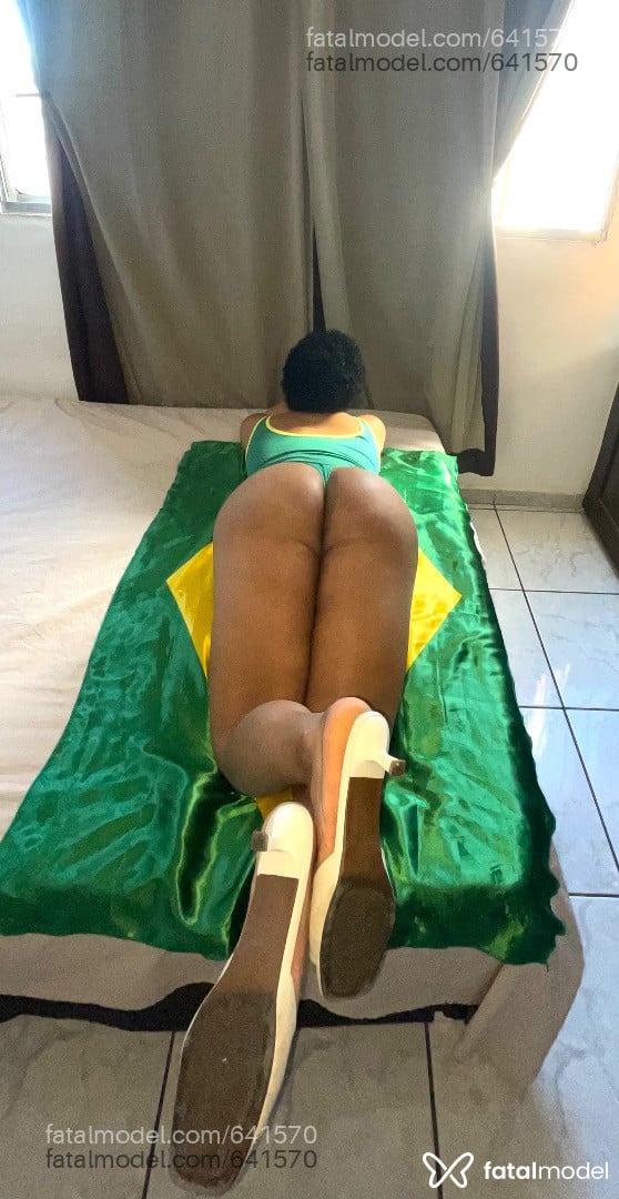 Acompanhante travesti morena (o) de olhos pretos - Alanaindia Acompanhante travesti morena (o) de olhos pretos - Alanaindia