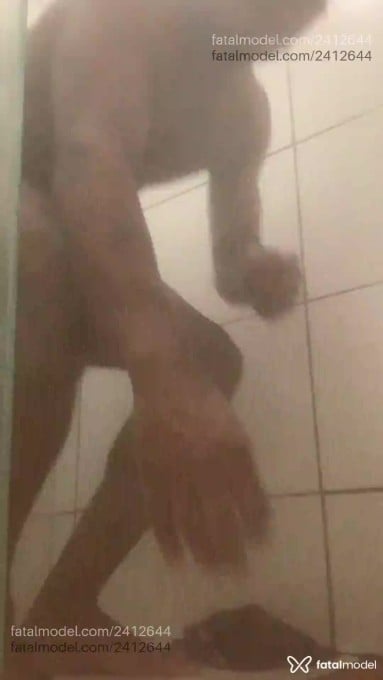 Acompanhante homem sem cabelo de olhos pretos em Porto Alegre Acompanhante homem sem cabelo de olhos pretos em Porto Alegre - Jordan Diogo