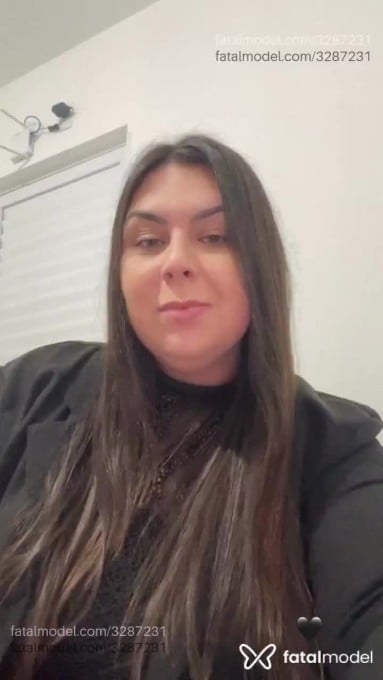 Acompanhante mulher com cabelo castanho de olhos verdes em Novo Hamburgo Acompanhante mulher com cabelo castanho de olhos verdes em Novo Hamburgo - Bruna