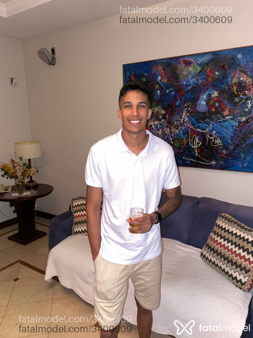 Acompanhante homem morena (o) de olhos castanhos em Rio de Janeiro - Felipe Gaspperi