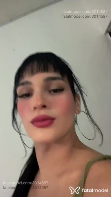 Acompanhante mulher trans morena (o) de olhos castanhos - Nanda