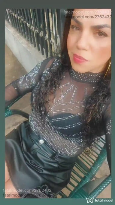 Acompanhante mulher trans com cabelo castanho de olhos castanhos em Mandaguari - Robertatrans