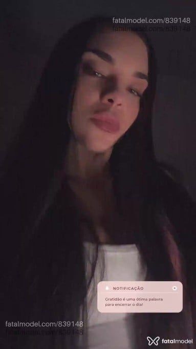 Acompanhante mulher morena (o) de olhos mel em Alta Floresta Acompanhante mulher morena (o) de olhos mel em Alta Floresta - Jessica Carol