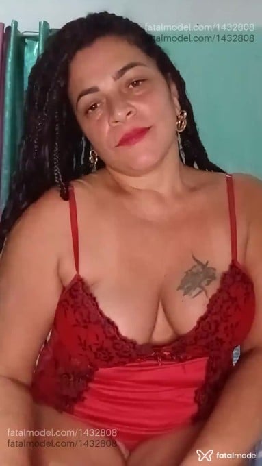 Acompanhante mulher morena (o) de olhos pretos em Nova Serrana Acompanhante mulher morena (o) de olhos pretos em Nova Serrana - Sheron