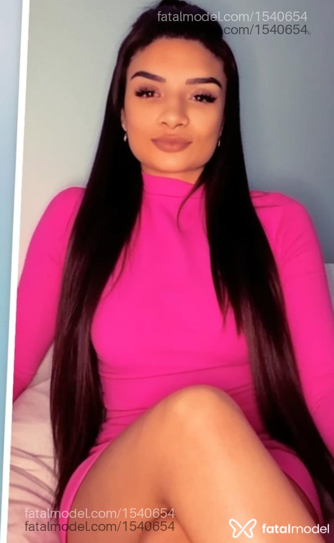 Acompanhante mulher com cabelo castanho de olhos castanhos em Novo Hamburgo - Larissa Lais
