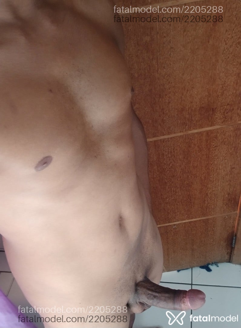 Acompanhante homem morena (o) de olhos castanhos em Duque de Caxias Acompanhante homem morena (o) de olhos castanhos em Duque de Caxias - Morenorj