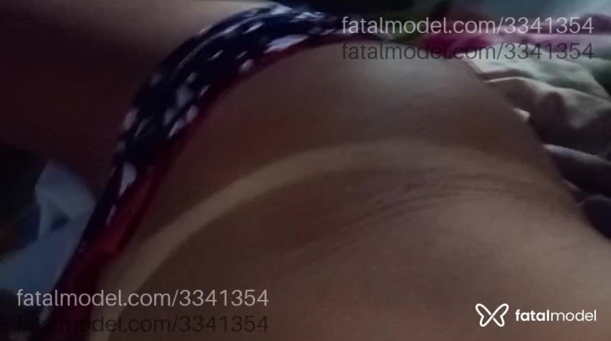 Acompanhante mulher loira (o) de olhos mel - Carlinha