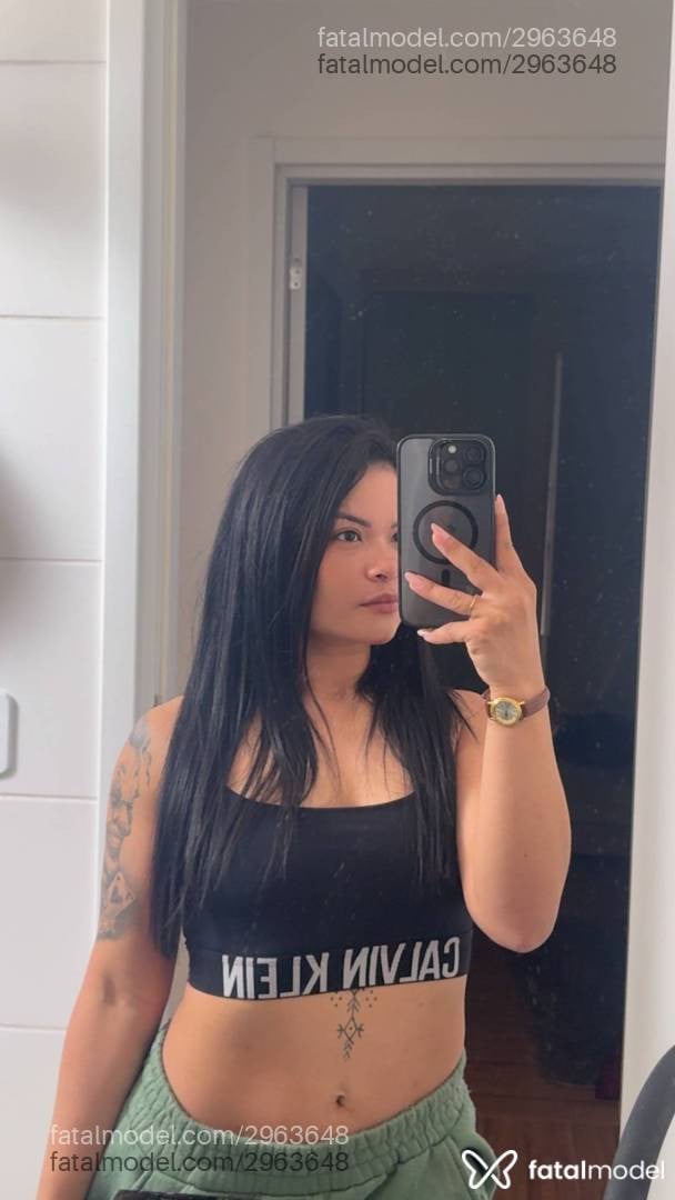 Acompanhante mulher morena (o) de olhos castanhos - Mara Ferrare