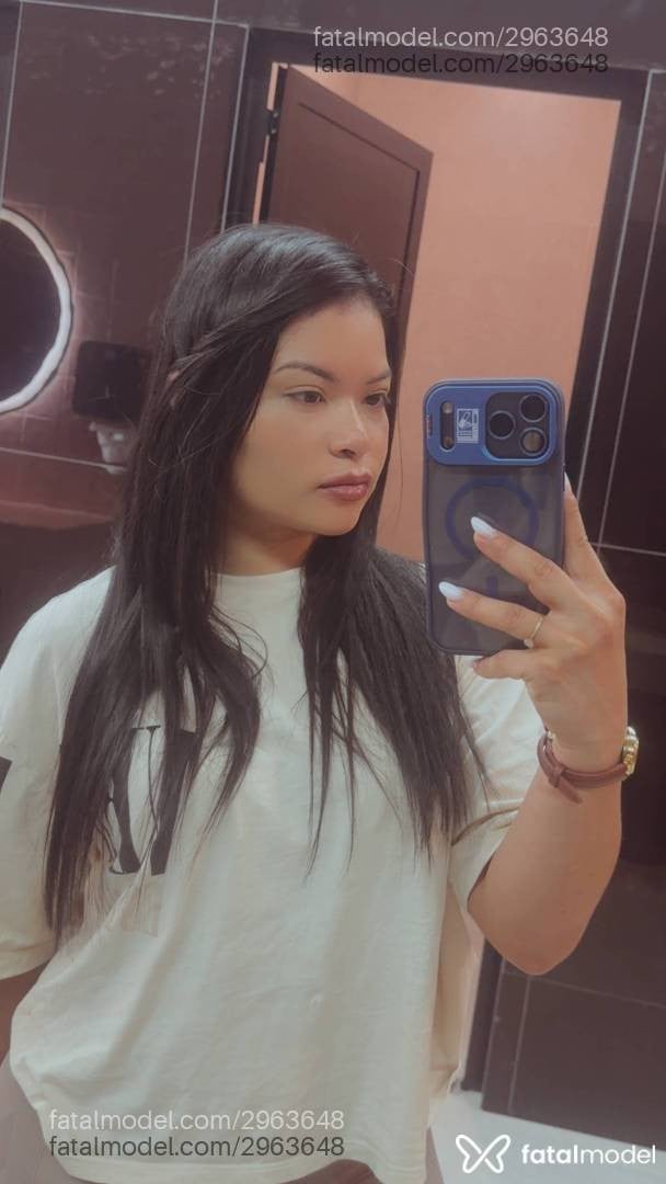 Acompanhante mulher morena (o) de olhos castanhos - Mara Ferrare