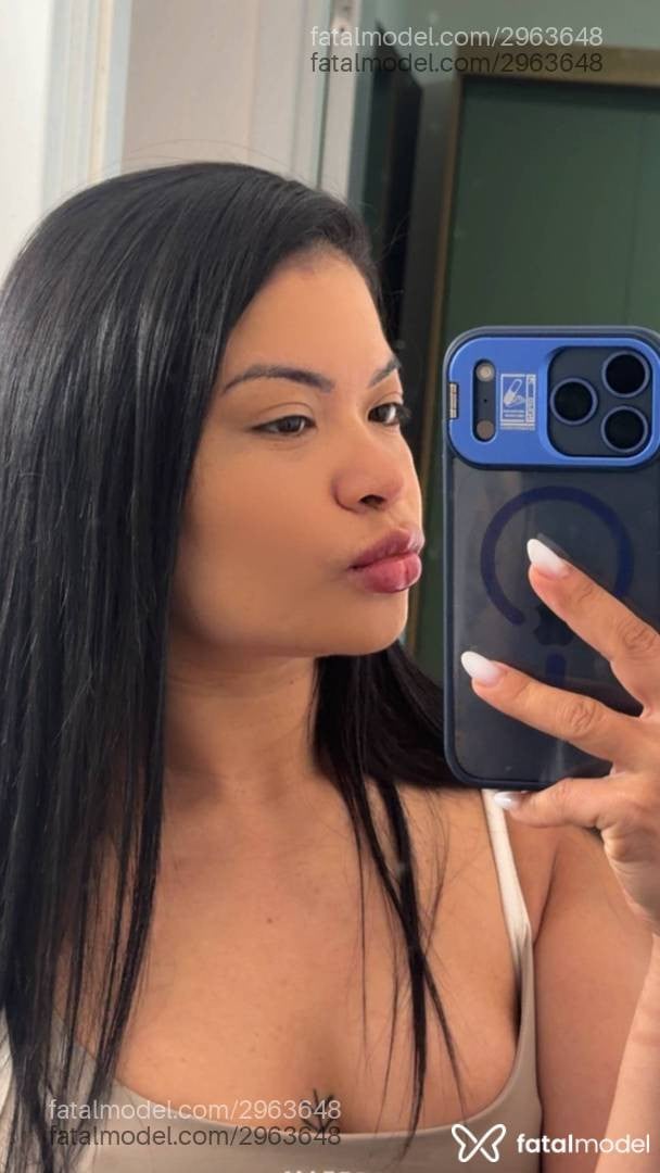 Acompanhante mulher morena (o) de olhos castanhos - Mara Ferrare