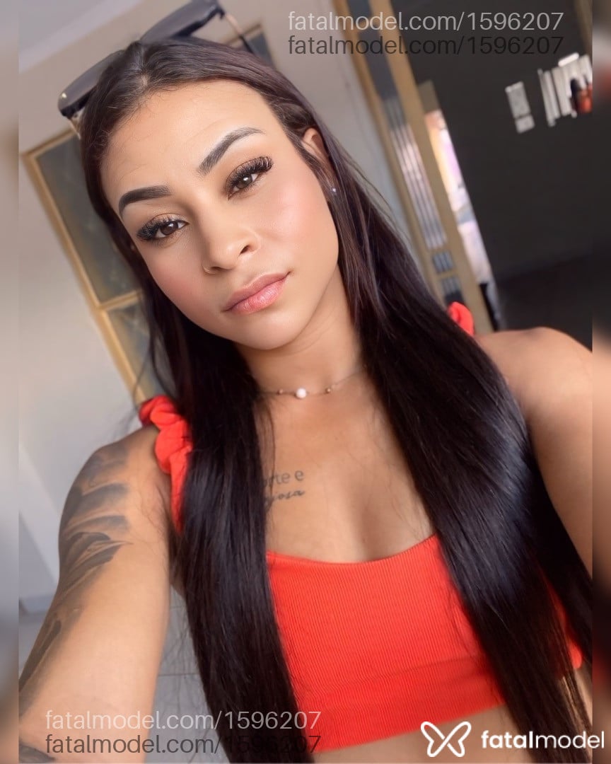 Acompanhante mulher morena (o) de olhos castanhos - Rafaela Dias