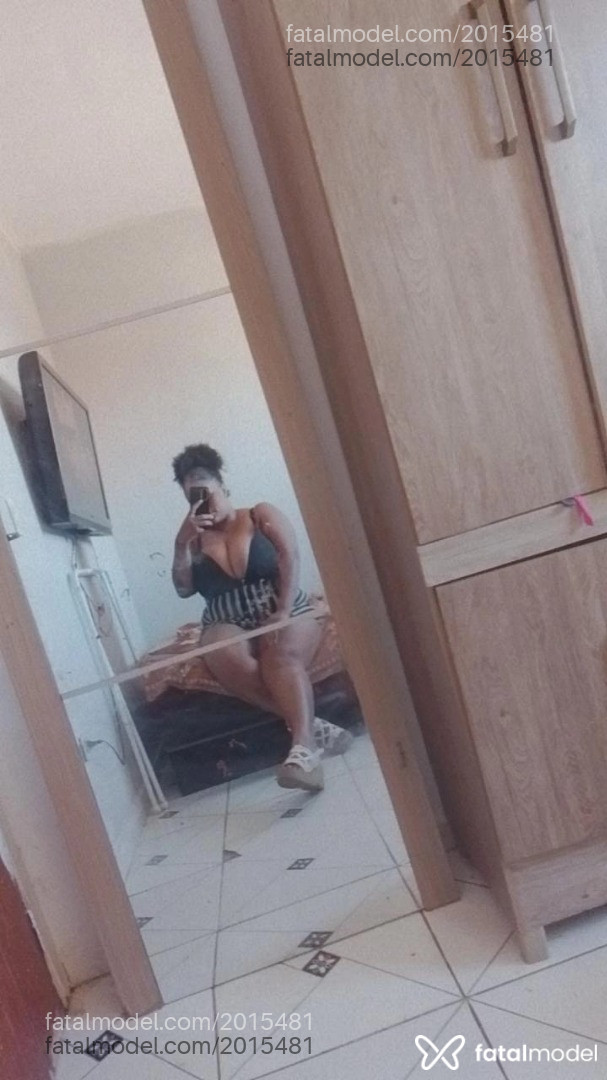 Acompanhante mulher com cabelo castanho de olhos castanhos em Itupeva Acompanhante mulher com cabelo castanho de olhos castanhos em Itupeva - Jadi