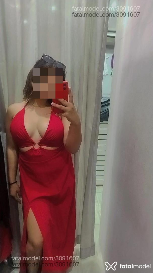 Acompanhante mulher loira (o) de olhos castanhos em São Vicente - Loratrocadecasal