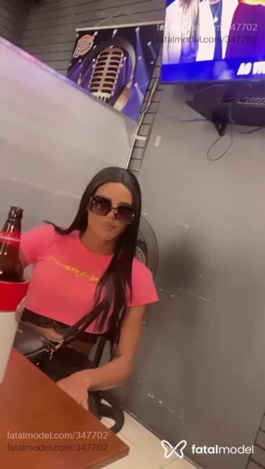 Acompanhante mulher trans morena (o) de olhos castanhos em Pelotas Acompanhante mulher trans morena (o) de olhos castanhos em Pelotas - Majuu