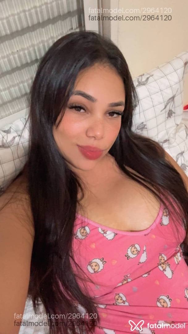 Acompanhante mulher com cabelo castanho de olhos castanhos - Mel