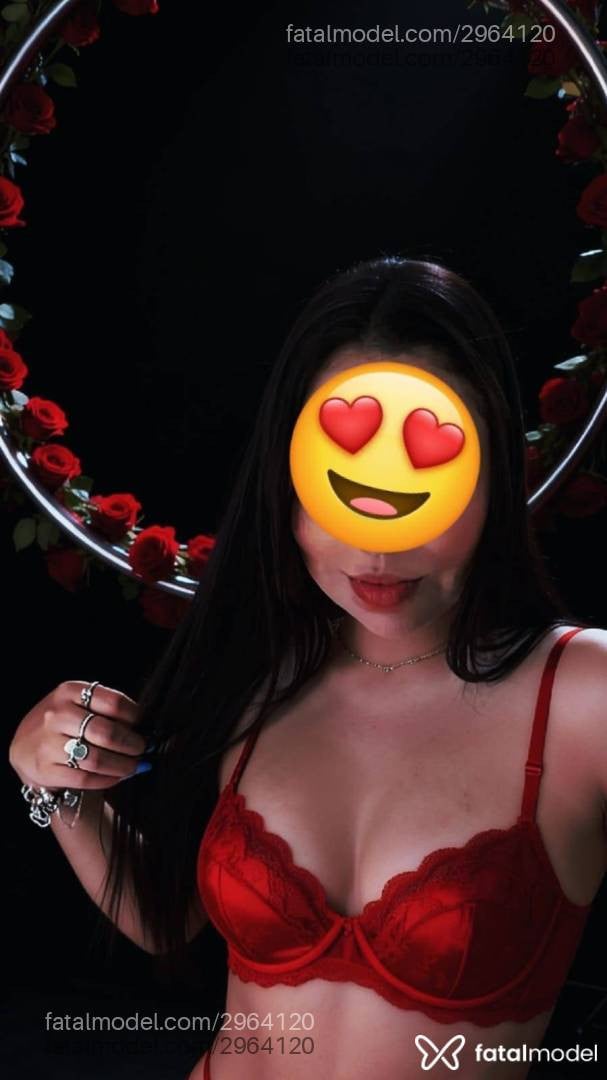 Acompanhante mulher com cabelo castanho de olhos castanhos em Itumbiara - Mel