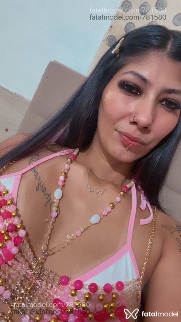 Acompanhante mulher morena (o) de olhos castanhos em Guaíba - Aline