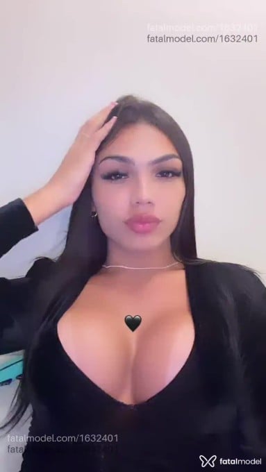 Acompanhante mulher trans com cabelo castanho de olhos castanhos em Fortaleza - KIMBERLYY