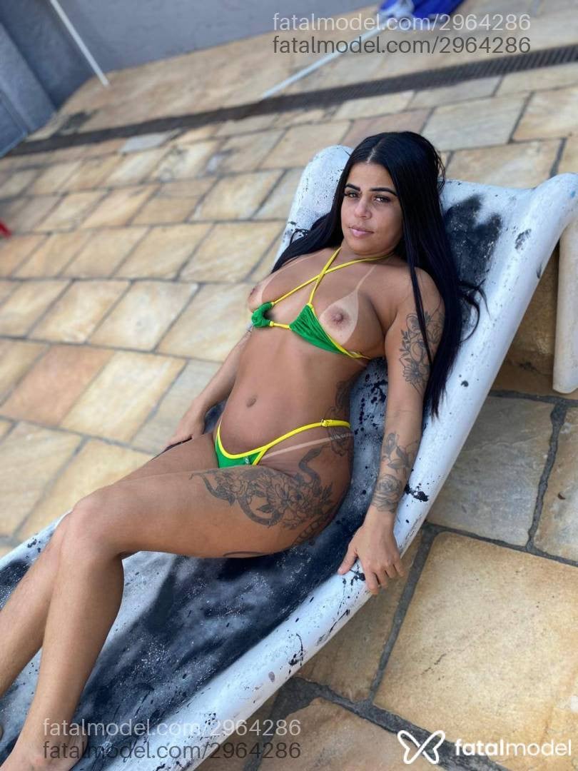 Acompanhante mulher morena (o) de olhos pretos em Governador Valadares - Mari