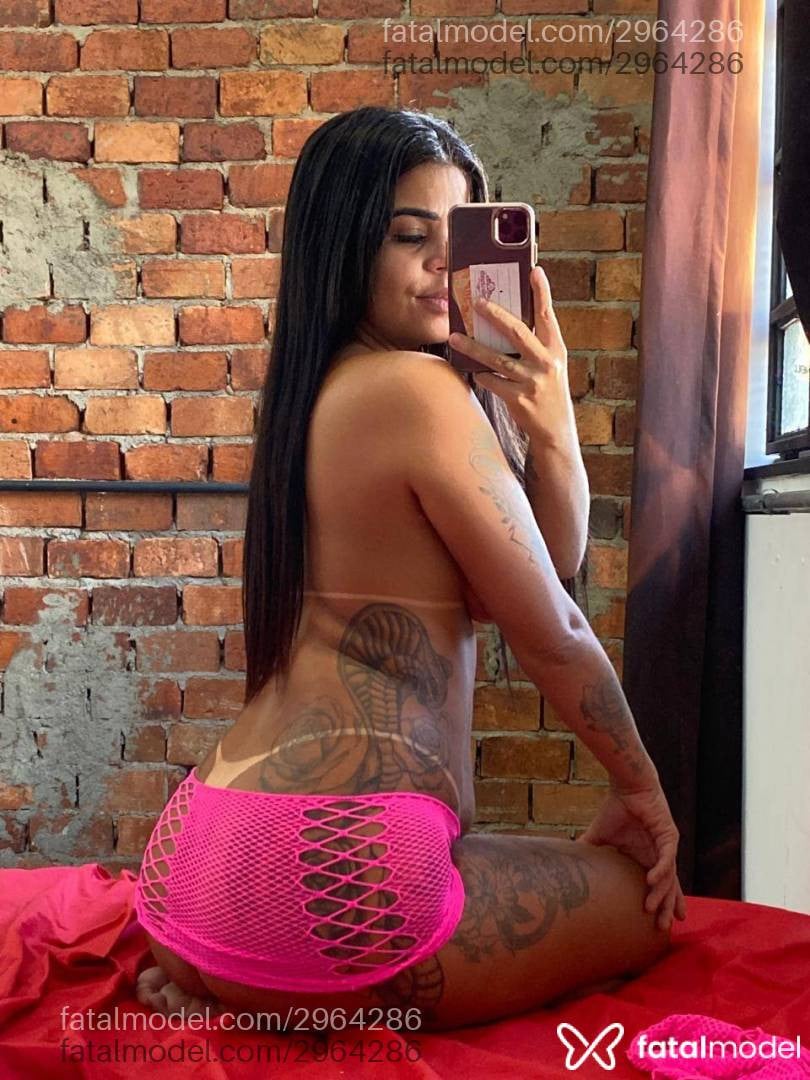 Acompanhante mulher morena (o) de olhos pretos em Governador Valadares - Mari
