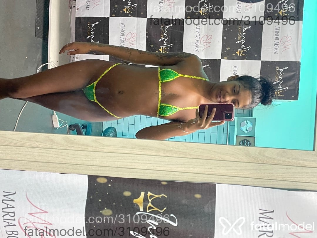 Acompanhante mulher morena (o) de olhos pretos em Macaé - Micaelly