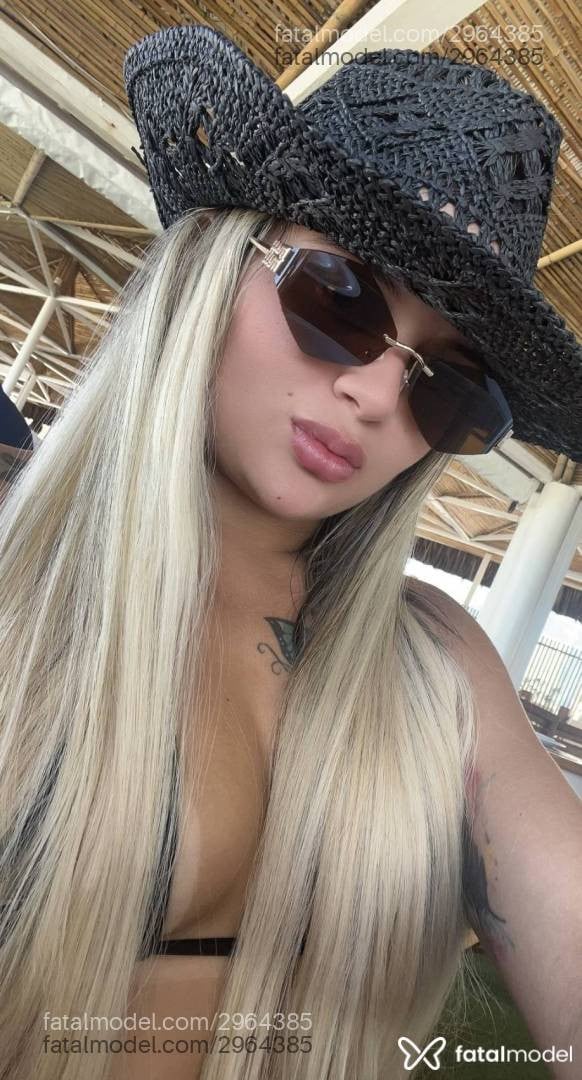 Acompanhante mulher loira (o) de olhos castanhos em Fortaleza - Tainá