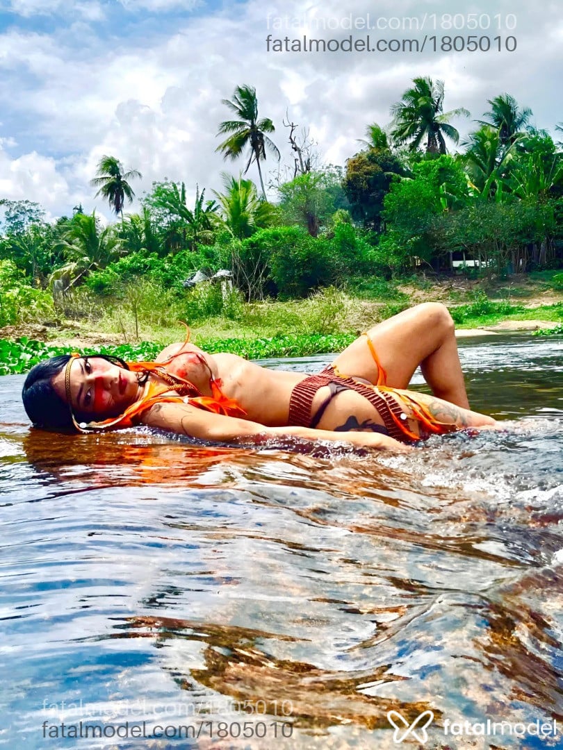 Acompanhante mulher trans morena (o) de olhos pretos em Ipiaú - Paulina